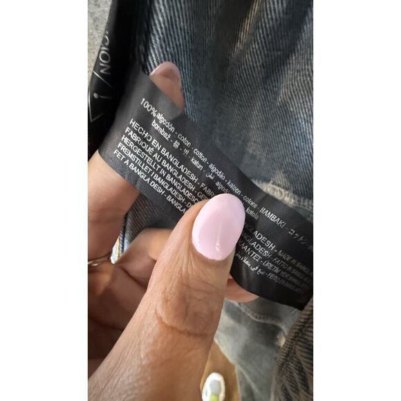 Zara Relaxed Fit Denim Distressed Jacket Jean Size Small Excellent Condition - Picture 11 of 15